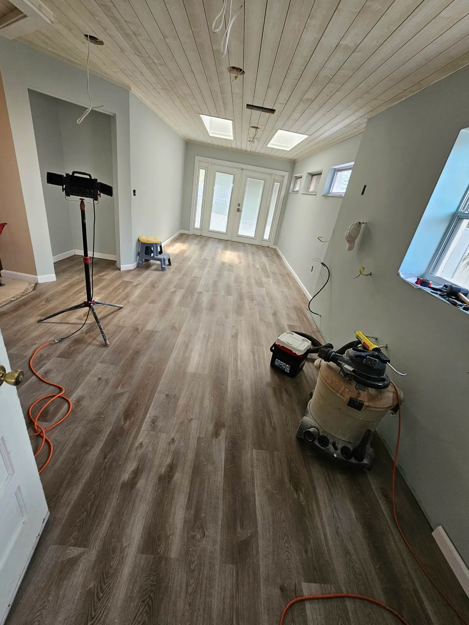 Flooring installation work by A.A.Renoflo